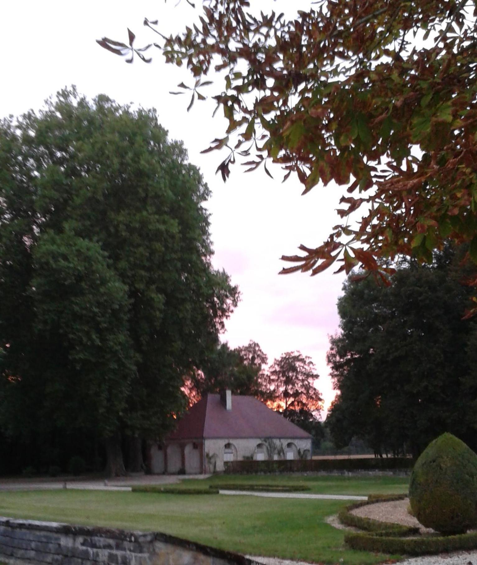 Le Chateau De Bressey & Son Orangerie Экстерьер фото